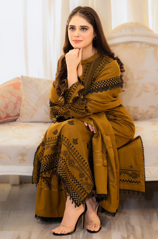 Libaas 3PC Embroidered Lawn Suit - unstitch