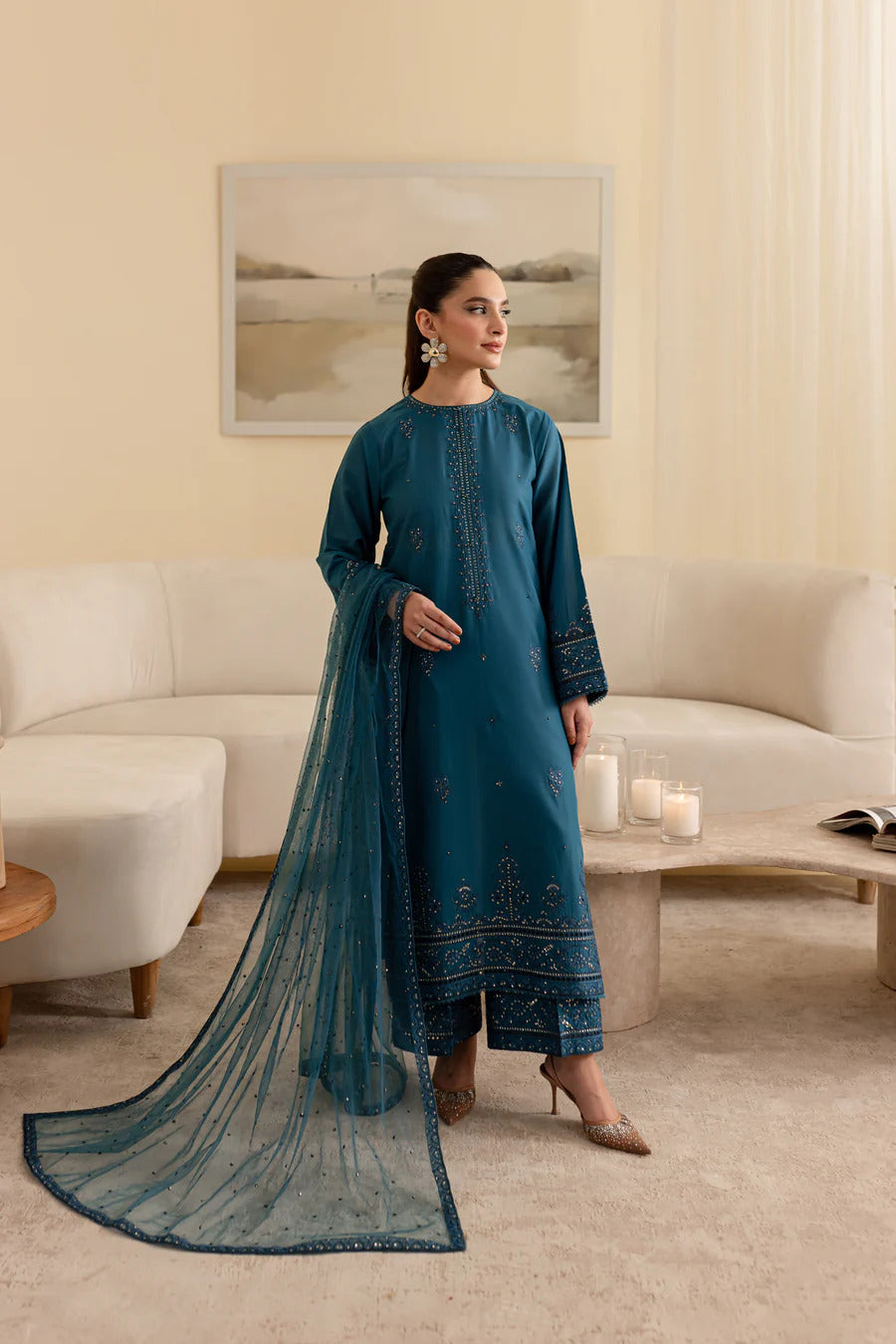 Sultania 3Pcs Embroided Lawn with Chiffon Dupatta - unstitch