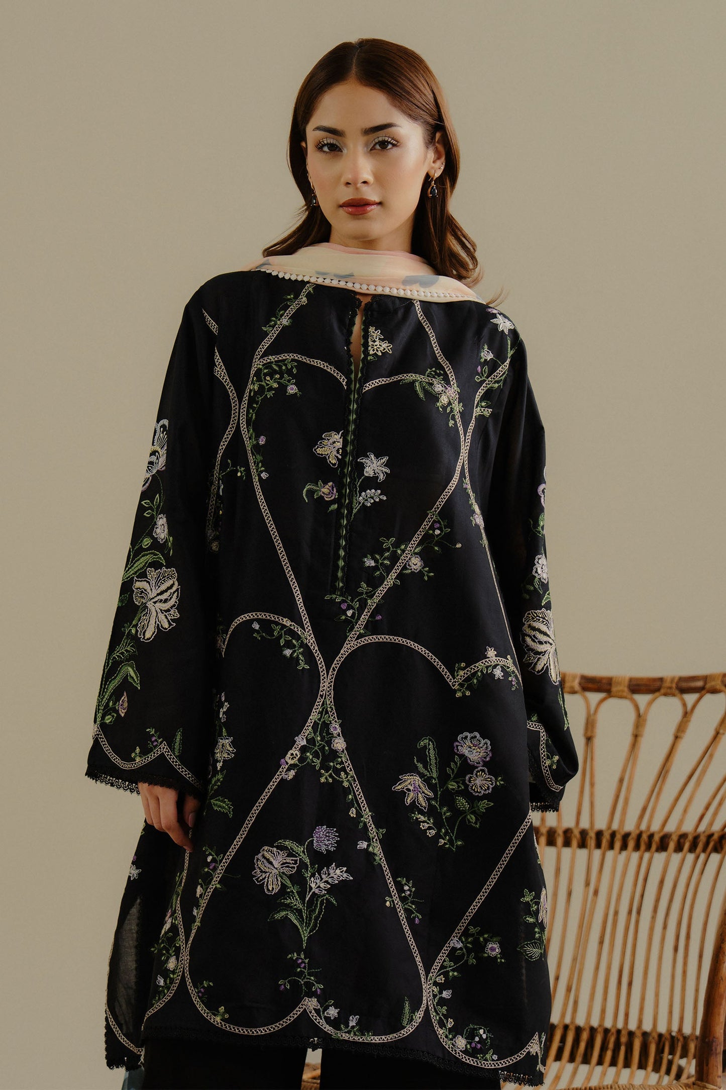 Zara Shah Jahan Lawn 3PC Embroided With Voil Diamond Dupatta