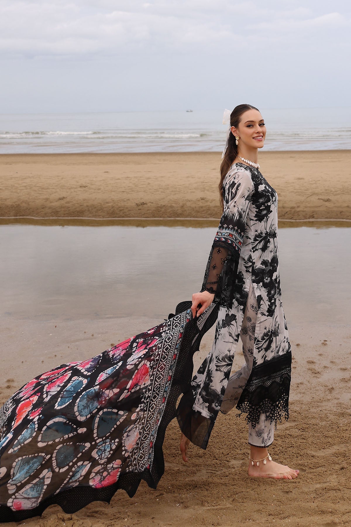 NUREH Lawn 3PC Embroidered WithChiffon Dupatta