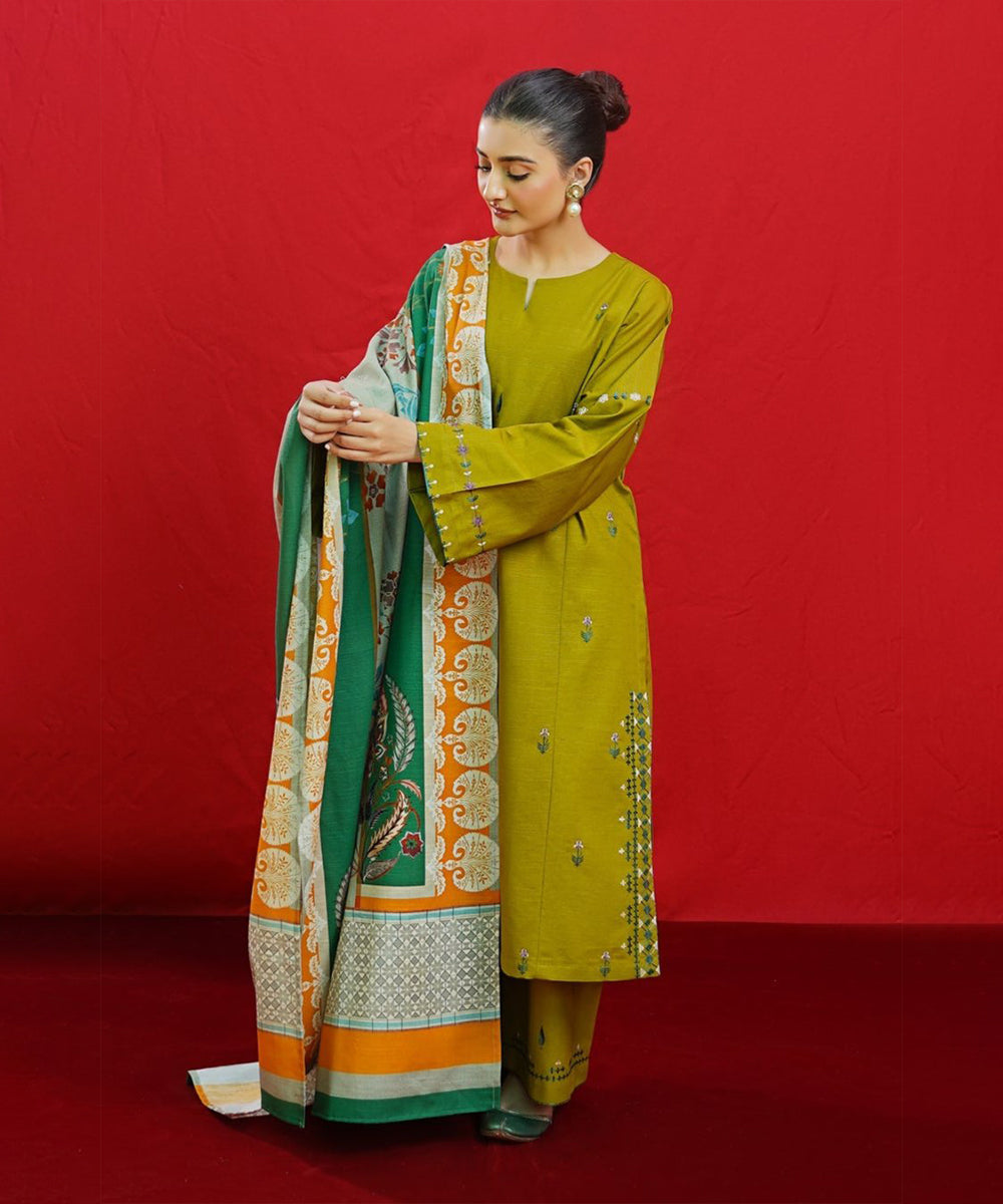 Lawn-3PC Embroidered Shirt with Digital Printed Jacquard Dupatta
