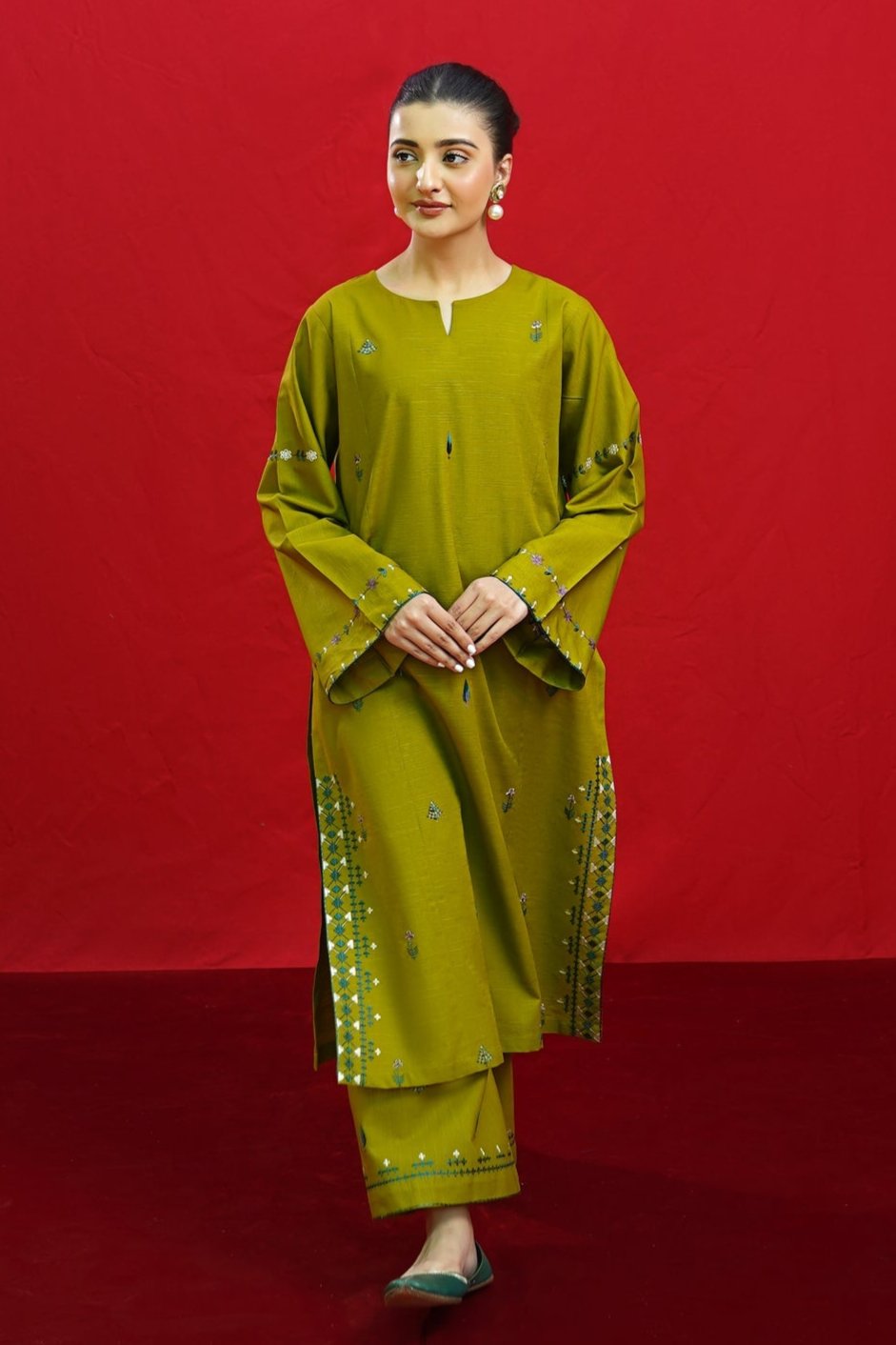 Lawn-3PC Embroidered Shirt with Digital Printed Jacquard Dupatta