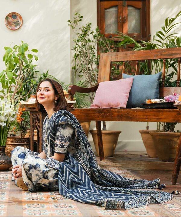 3PC-Printed Lawn Shirt With Voile Printed Dupatta