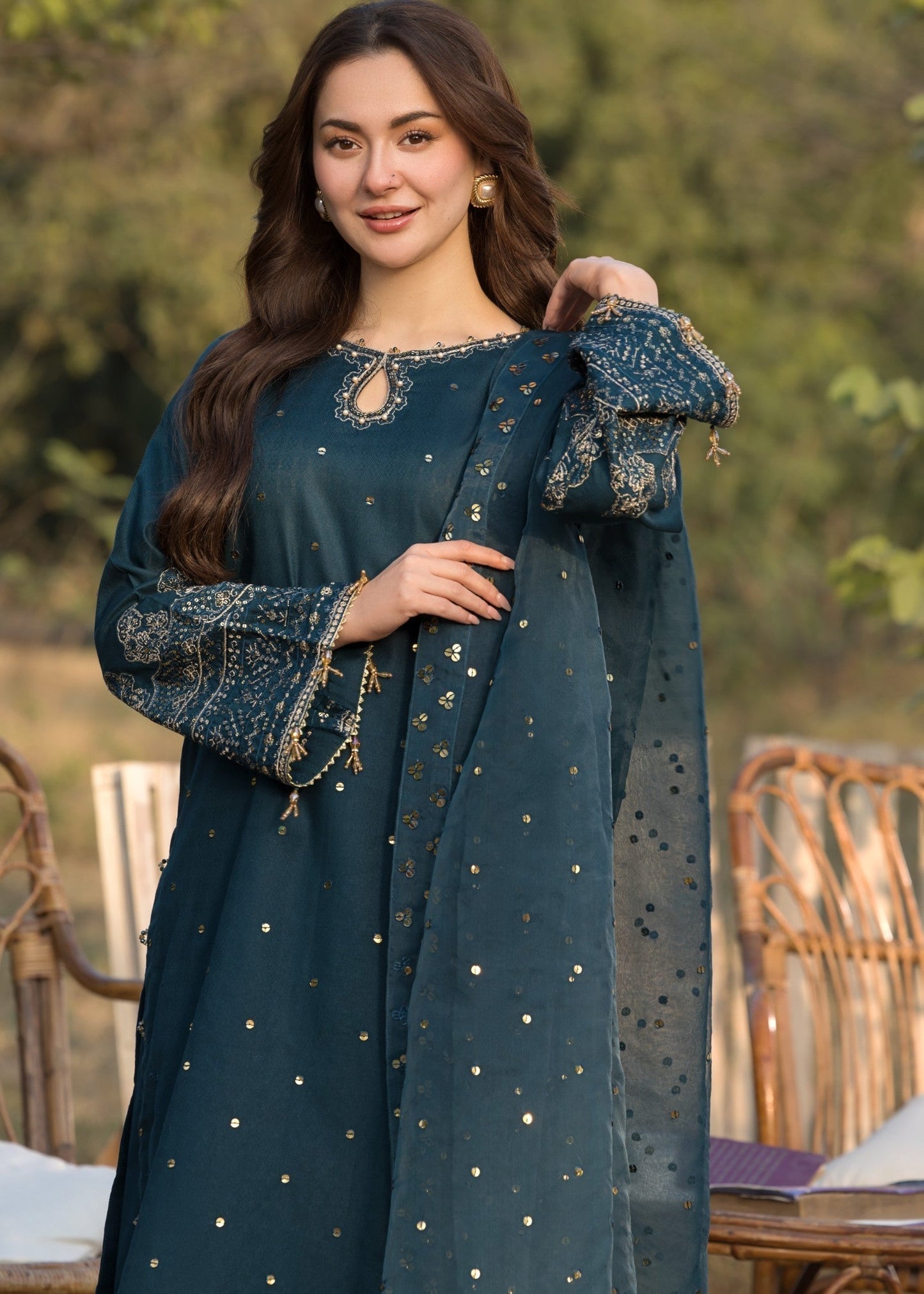 QALAMKAR Lawn 3PC Embroidered With Organza Embroidery Dupatta